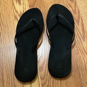 Reef Classic Black Sandals